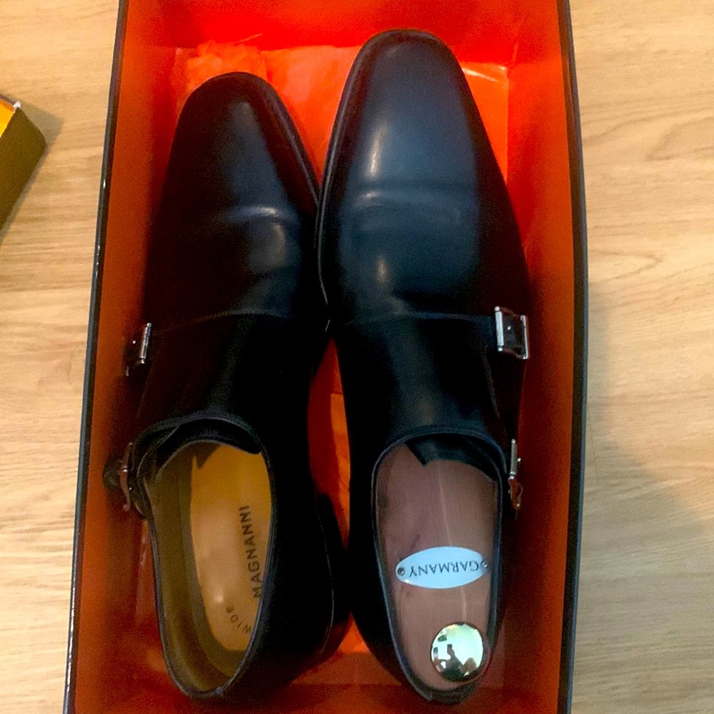 Magnanni Italian leather shoe